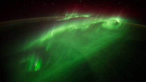 A­u­r­o­r­a­l­a­r­ı­n­ ­U­z­a­y­d­a­n­ ­Ç­e­k­i­l­m­i­ş­ ­B­ü­y­ü­l­e­y­i­c­i­ ­G­ö­r­ü­n­t­ü­s­ü­ ­(­V­i­d­e­o­)­